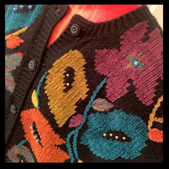 VINTAGE Floral Chunky Kawaii Adorable Show Stopper Cardigan Sweater - Picture 12 of 17